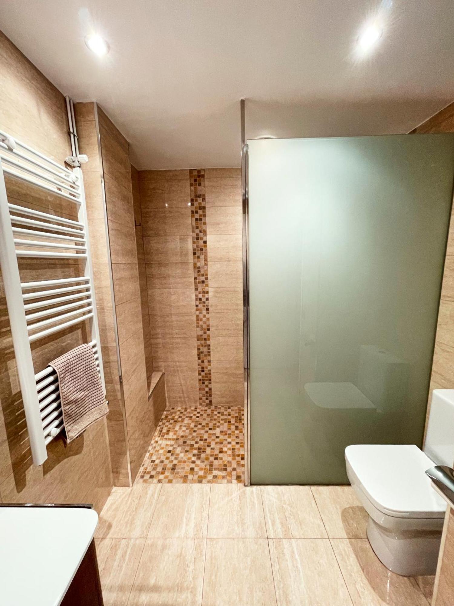 Apartamento Familiar En El Centro De Benasque Con Terraza Exteriör bild